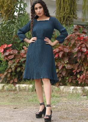 PEACOCK BLUE PLAIN CRUSH WESTERN DRESS  Dresses